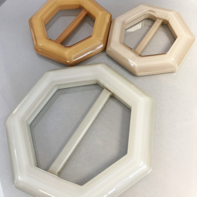 RESIN BUCKLES