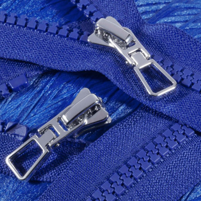 VISLON® NATULON® made with ECONYL® con Revived Top Stop