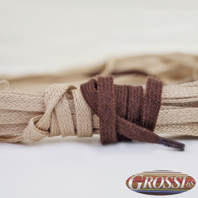 Laces in natural fibers
